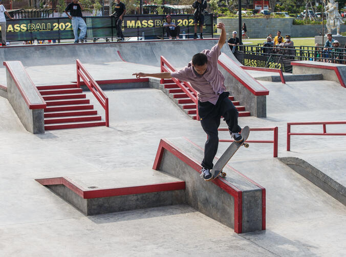 Sanggoe Tanjung - BS bluntslide