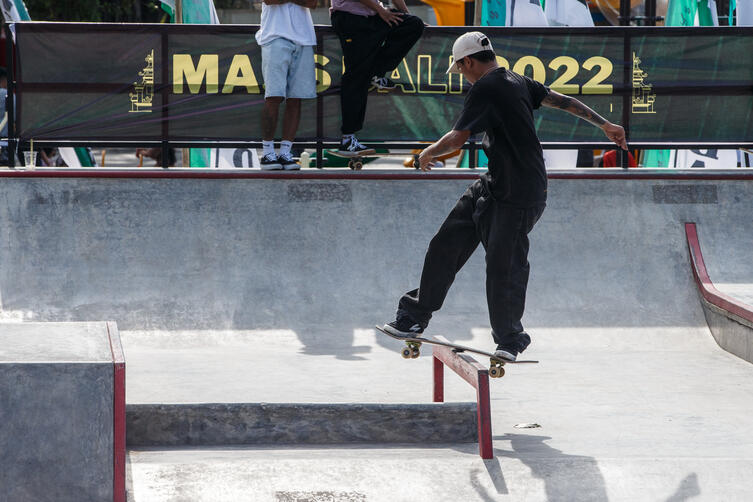 Chai Thawatchai - Nollie FS boardslide