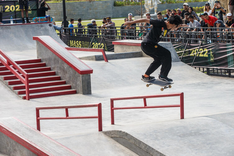 Basral Graito - BS 270 lipslide