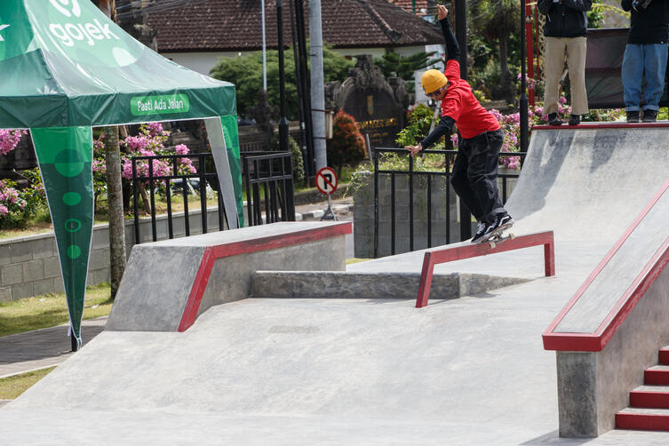 Cindy Lou Serna - BS feeble