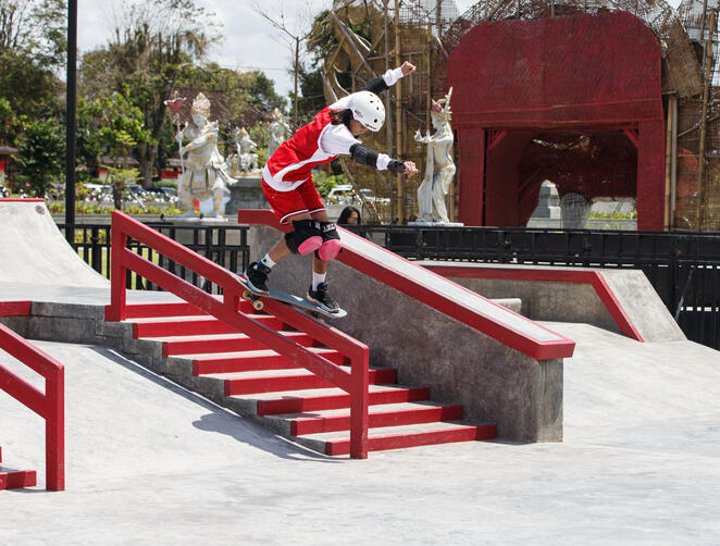 Leika Di Comar - BS boardslide