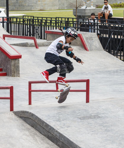 Quinnara Darmawan - Kickflip