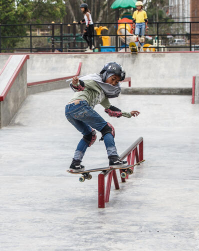 Carissa Zealova Syaifuddin - FS boardslide