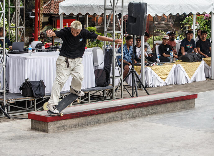 Arik Bagiarta - BS nosegrind