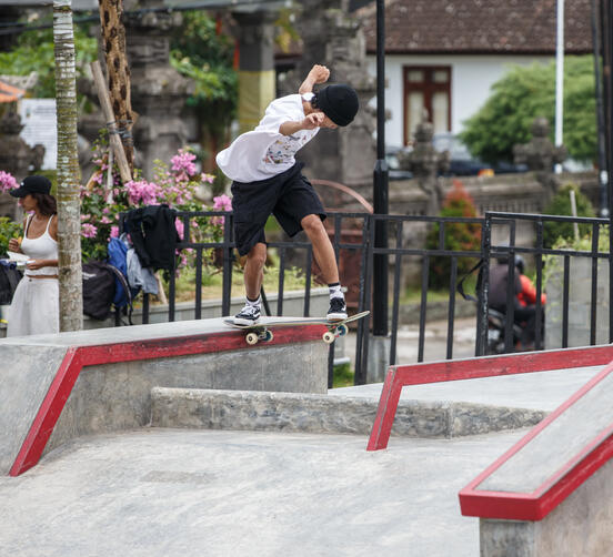 Konwit Ketkaeo - BS tailslide